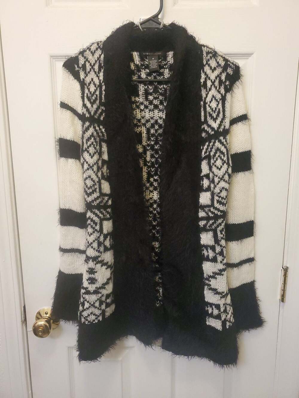 BCBGMaxAzria Aztec Geometric Knit Cardigan Sweater Fuzzy Faux Fur Shawl Collar M